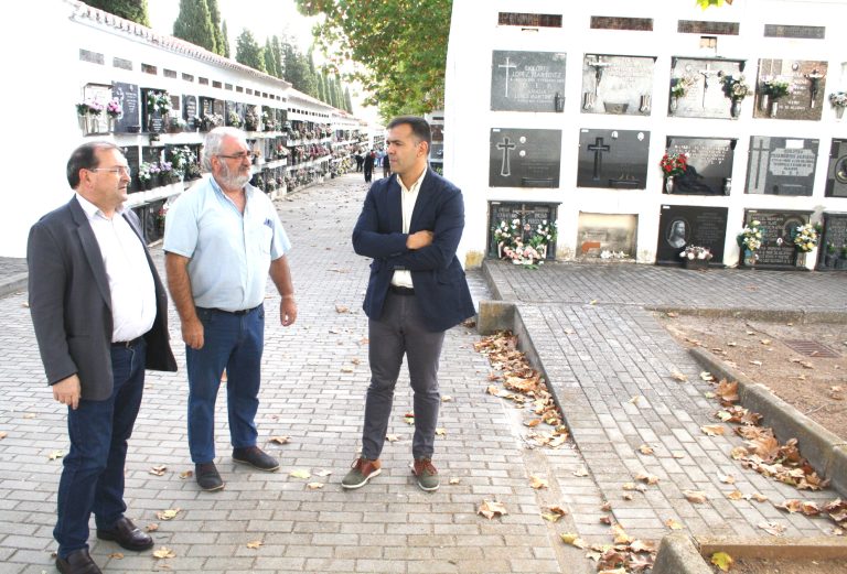 Puertollano: Reforzada la plantilla del Cementerio y ampliados horarios de apertura y autobuses en Todos los Santos