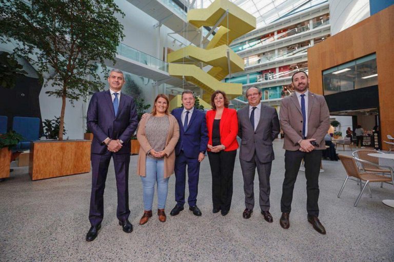 García-Page destaca el firme compromiso del Gobierno regional con el desarrollo del proyecto de alto nivel tecnológico que Meta plantea para Talavera de la Reina