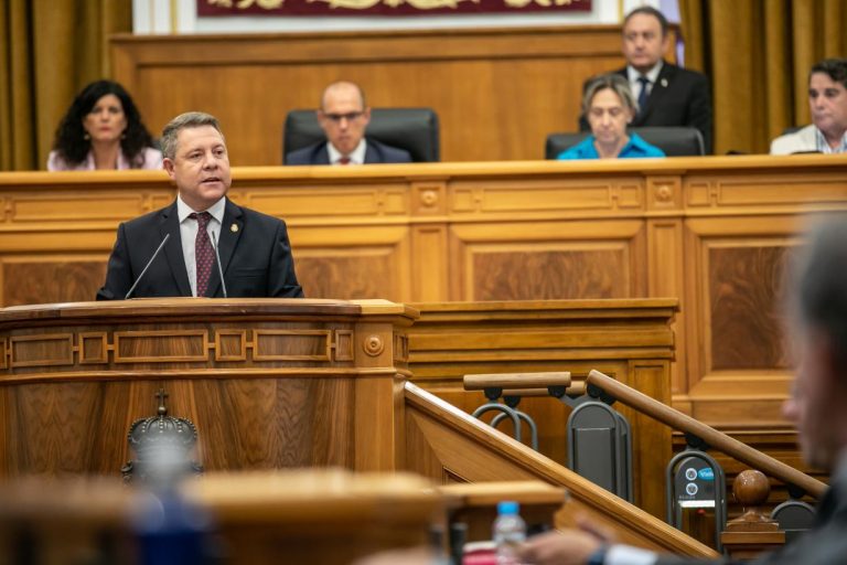 García-Page destaca la reducción “al mínimo” de las tasas de interinidad en el sector público y avanza importantes proyectos en materia de empleo y cualificación profesional