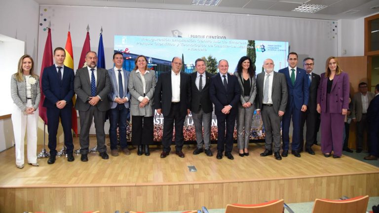 Emiliano García-Page anuncia nuevas ayudas al alquiler de viviendas y la resolución de nuevos talleres de empleo para mayores de 45 años