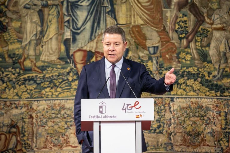 García-Page advierte que las “cotas conseguidas” en igualdad no son irreversibles a pesar de la “dinámica de cambio” que propician las leyes