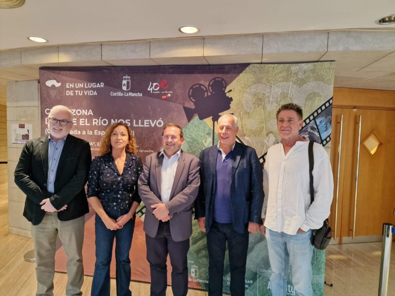 Puertollano: El Gobierno de Castilla-La Mancha homenajea “El Río que nos lleva” para reivindicar antiguos oficios y reflexionar sobre el reto demográfico