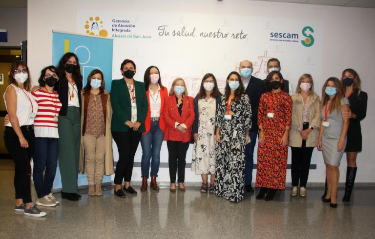 El Gobierno regional quiere seguir contando con la complicidad de los profesionales para la recuperación y consolidación del sistema sanitario público