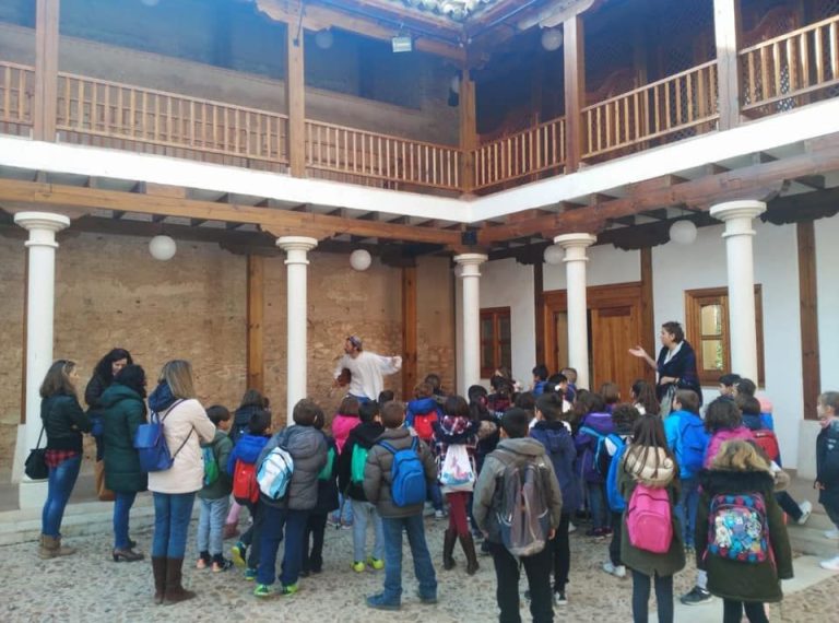 ‘El Patio de mi cole’, nueva campaña de visitas escolares para mostrar el Patio de Comedias de Torralba