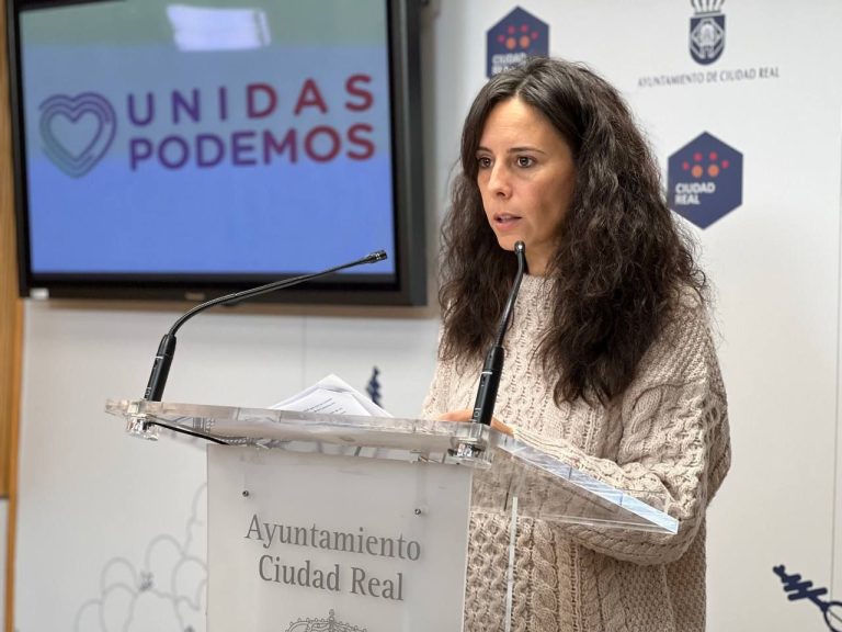 Unidas Podemos propondrá la creación de un “Muro de las Muñecas” como testimonio de la lucha contra la violencia machista