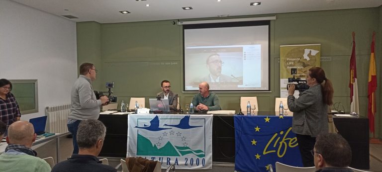 El  Gobierno regional participa en las jornadas del proyecto europeo ‘LIFE  Iberconejo’, para mejorar la evaluación de los daños que puede  causar esta especie a la agricultura