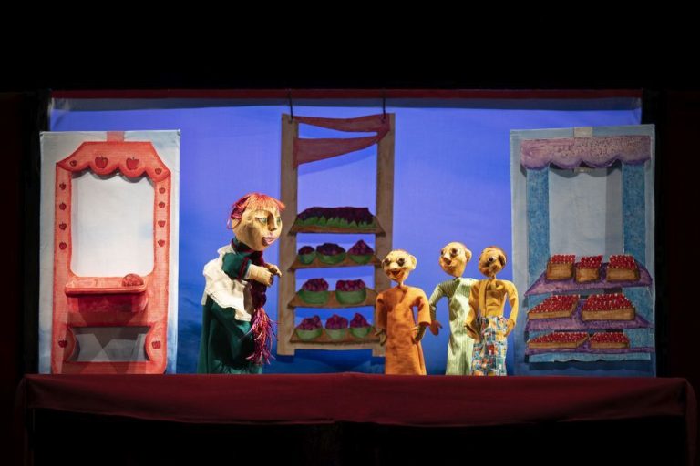 Domingo de títeres para toda la familia en el Teatro de la Sensación