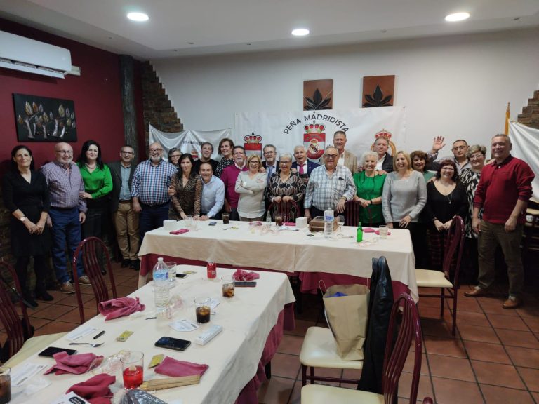 La Peña Madridista de Puertollano celebra su cena anual con la leyenda blanca Paco Bonet