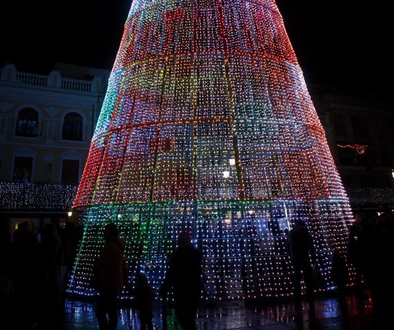 Programa de fiestas: Ciudad Real reduce el horario del alumbrado navideño pero incorpora un árbol de 25 metros, chocolatada y tren turístico