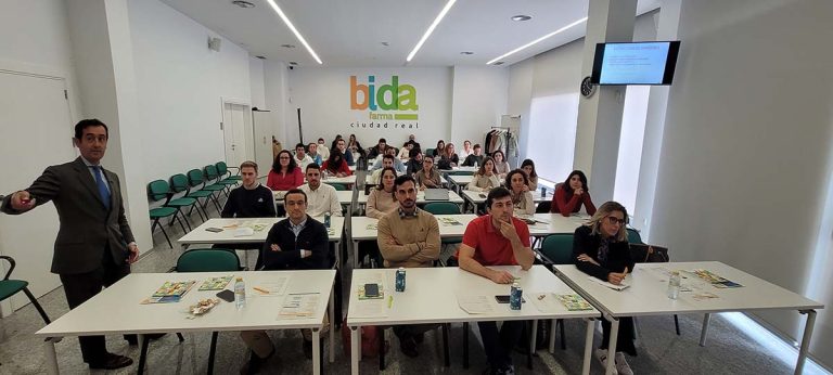 Bidafarma apuesta por la formación de los jóvenes farmacéuticos