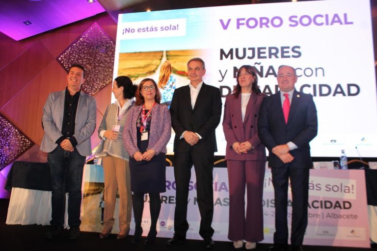 El Gobierno regional introducirá la perspectiva de género en la futura Estrategia de Discapacidad de Castilla-La Mancha