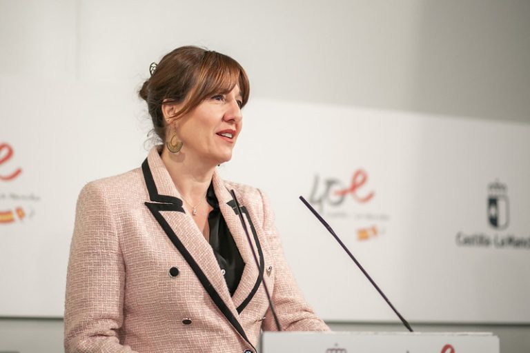 El Gobierno de Castilla-La Mancha autoriza 6,1 millones de euros para servicios y programas de prevención y atención a la infancia y la familia