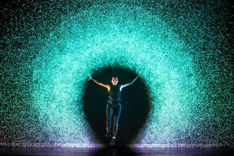 Puertollano: De hip hop a danza urbana en el sorprendente espectáculo «Around the word» de Brodas Bros