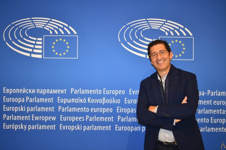 Caballero pide en Bruselas flexibilidad para adaptar la ejecución de los fondos europeos a la realidad de los municipios pequeños