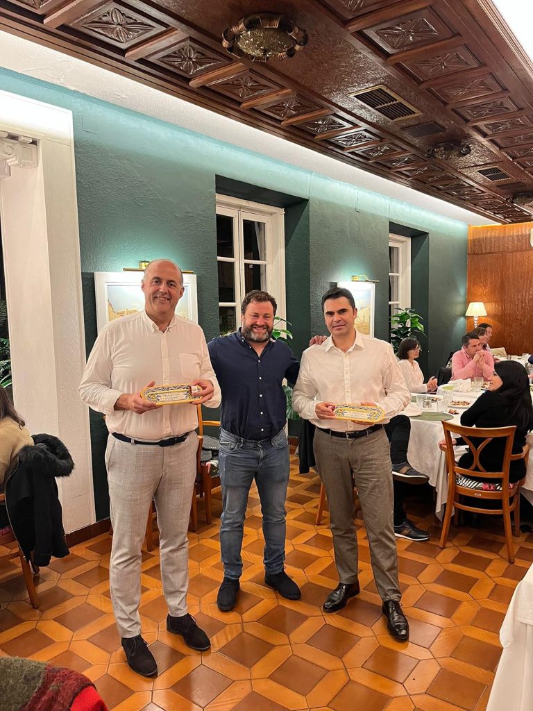 Homenaje a los Ingenieros Técnicos de Obras Públicas e Ingenieros Civiles que cumplen 25 años  de colegiación 