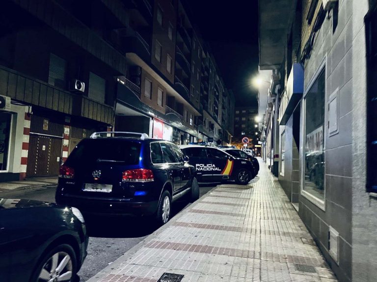 Puertollano: Intervención policial en la calle Pablo Neruda