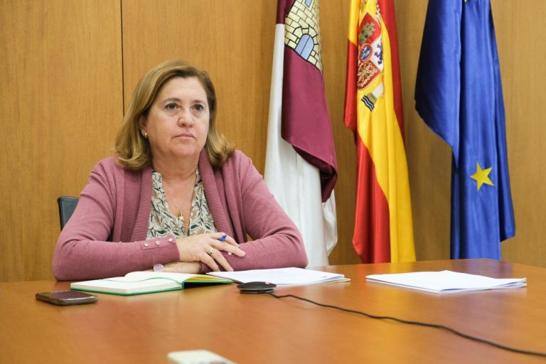 Castilla-La Mancha recibe 1,8 millones de euros del Ministerio de Educación para poner en marcha 67 centros de capacitación digital