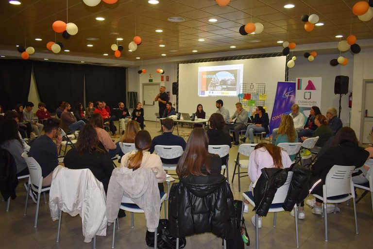 El Ayuntamiento de Ciudad Real escucha las demandas de la juventud para diseñar las políticas municipales en el Encuentro Ciudad Joven
