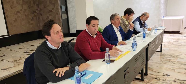 La asamblea de Estaciones de Servicio insiste en la problemática por el retraso en los pagos