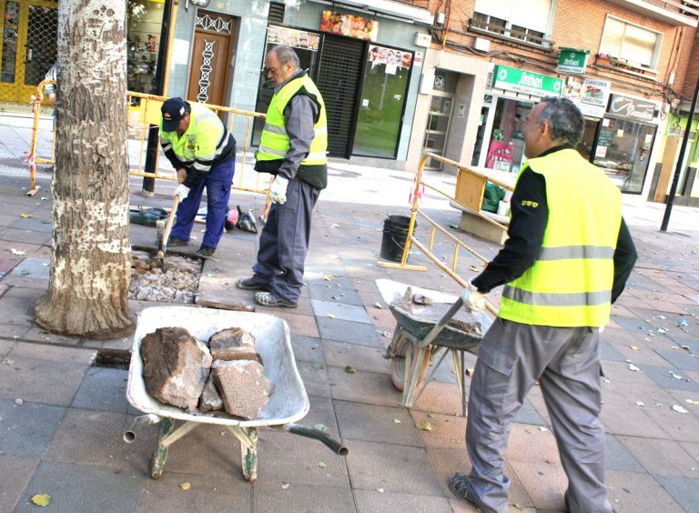 Puertollano: Un centenar de trabajadores mejoran la ciudad con el Plan de Gestión Integral de Servicios