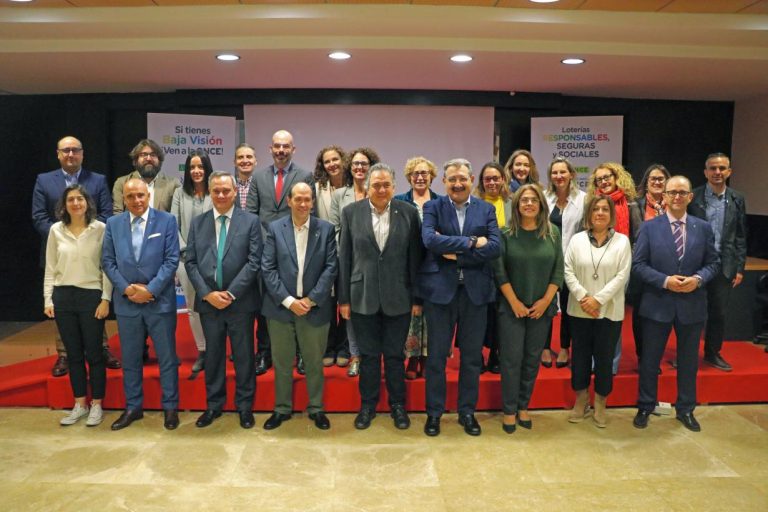 El Gobierno de Castilla-La Mancha aborda con el Grupo Social ONCE el desarrollo de nuevas iniciativas relacionadas con la accesibilidad en el entorno sanitario