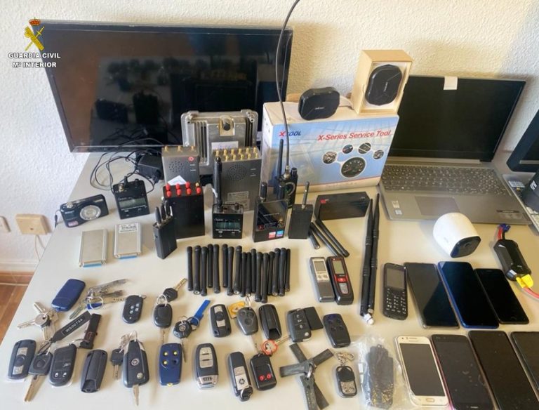 Desarticulado un grupo criminal dedicado a cometer robos en viviendas y vehículos de alta gama por encargo