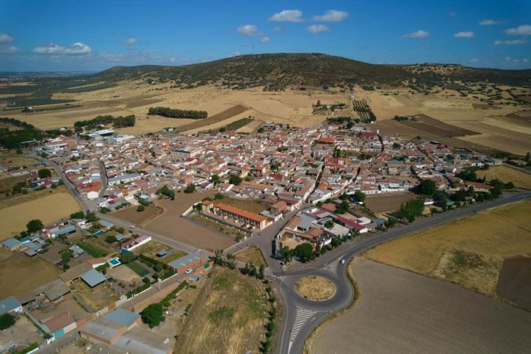 Villamayor de Calatrava se prepara para el emocionante Villatrail «Volcán El Morrón» con el apoyo especial de la Unidad Militar de Emergencias