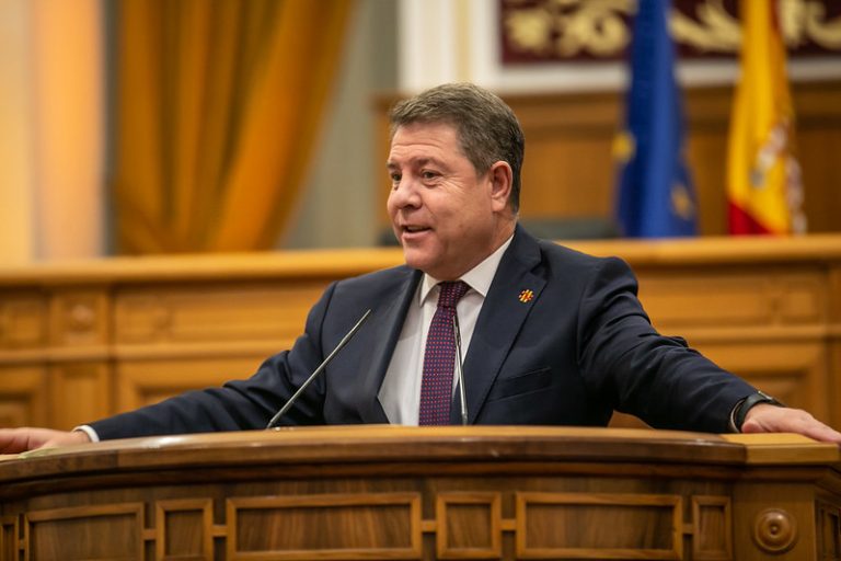 Emiliano García-Page reivindica tipificar los delitos que atacan a la Constitución Española, “sobre todo los referendos ilegales”