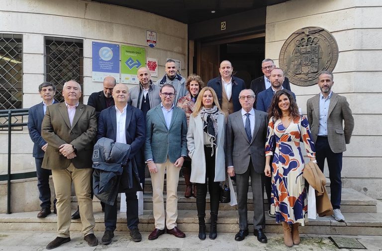 La Cámara celebra su tradicional desayuno con los medios de comunicación