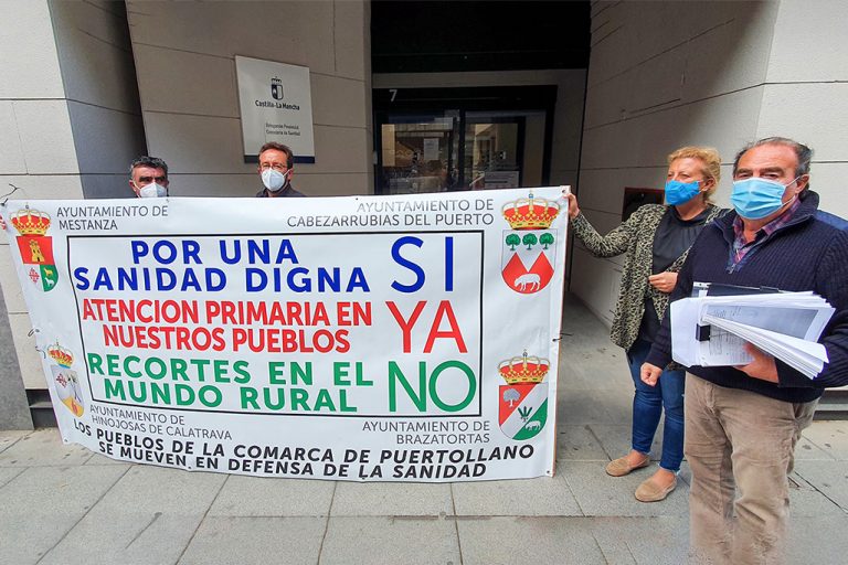 Toledano: “Tras su fotografía con el delegado que nos deja sin médico, ya sabemos que la portavoz del PSOE desprecia a sus paisanos”