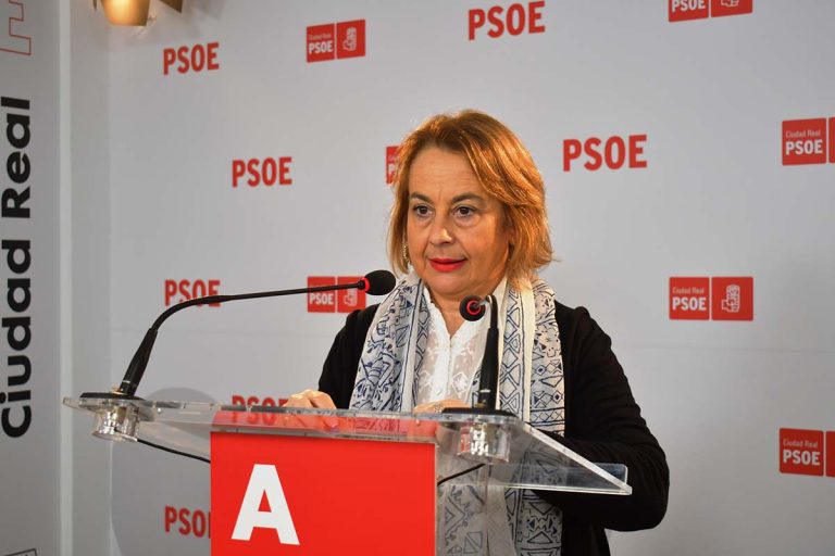 Manuela Casado: “El PSOE puede sacar pecho por la gestión del Gobierno de Page, cuyo trabajo por hacer de esta región un lugar mejor para vivir en ella sigue en marcha”