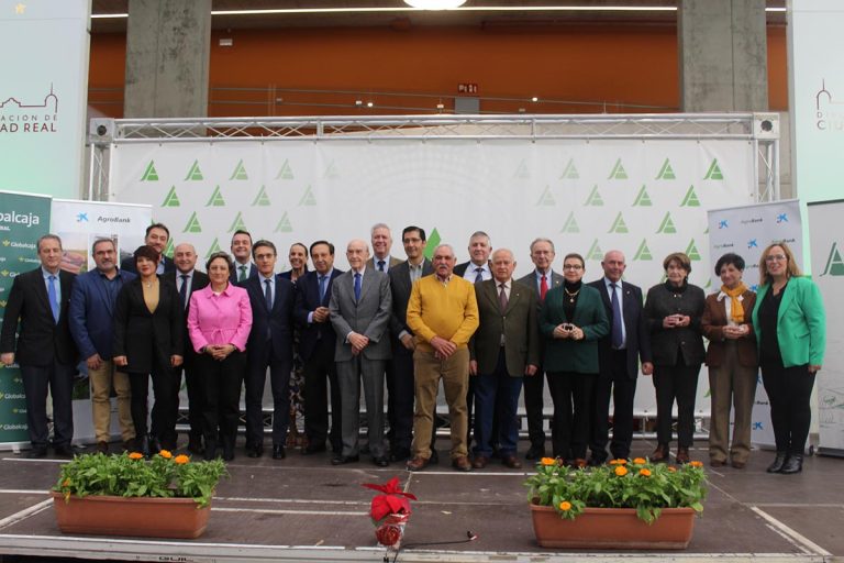 El Gobierno de Castilla-La Mancha seguirá apostando en el nuevo Programa de Desarrollo Rural por la mejora de las explotaciones y la incorporación de jóvenes