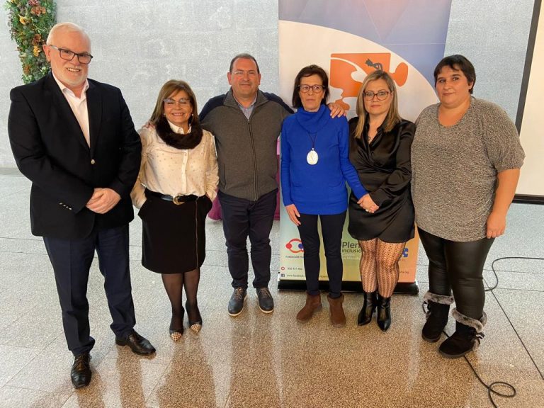 El alcalde de Puertollano destaca la implicación de los profesionales de la Fundación Fuente Agria con las personas con discapacidad