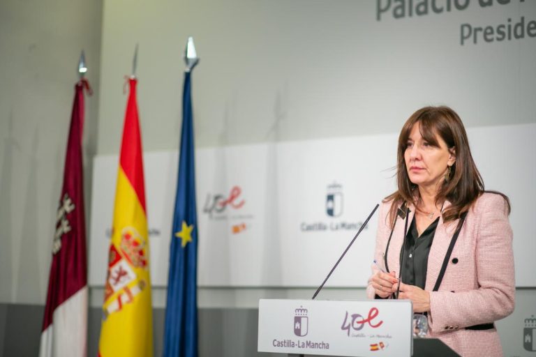 El Gobierno de Castilla-La Mancha amplía la oferta de especialización en la UCLM con un máster novedoso en Robótica y Automática