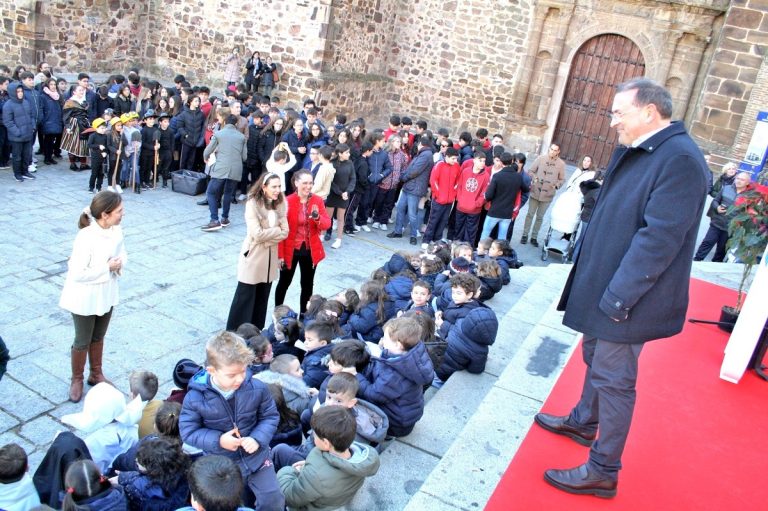 Puertollano: Adolfo Muñiz agradece a la comunidad educativa del colegio María Inmaculada su implicación «en construir el futuro de Puertollano»
