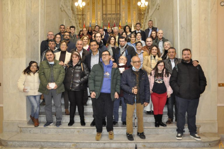 El presidente de la Diputación destaca los avances conseguidos por las personas con discapacidad, aunque reconoce que aún queda mucho por lograr