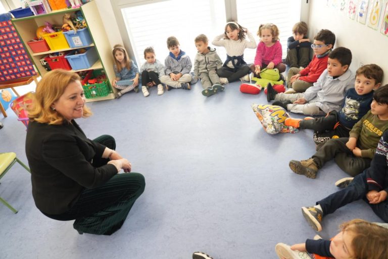 Los presupuestos de la Consejería de Educación, Cultura y Deportes destinarán 321 millones de euros para inversiones en zonas rurales de la región