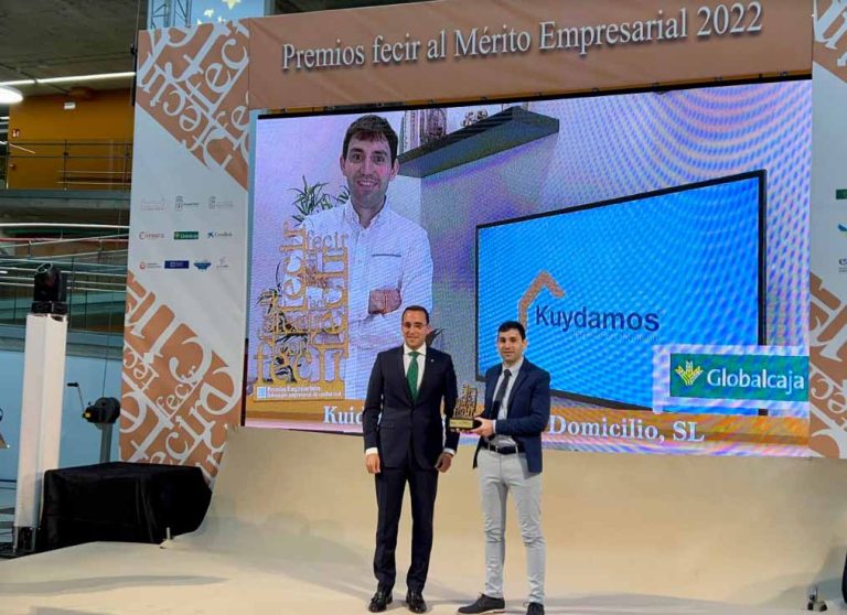 Globalcaja muestra su respaldo al empresariado de Ciudad Real en los Premios al Mérito Empresarial FECIR 2022