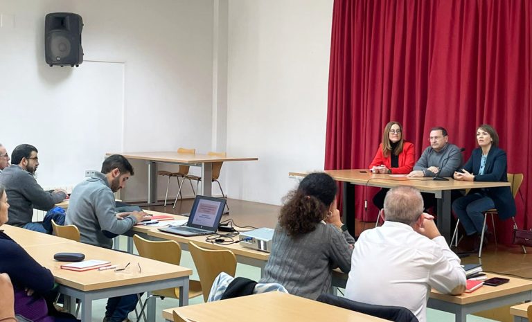 Puertollano: Asociaciones y colectivos se actualizan en tramitación electrónica con las administraciones