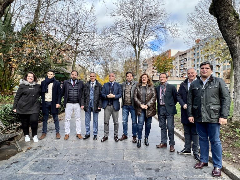 La cúpula del PP presenta la candidatura a la Alcaldía de Miguel Ángel Ruiz para situar a Puertollano «a la vanguardia del progreso»