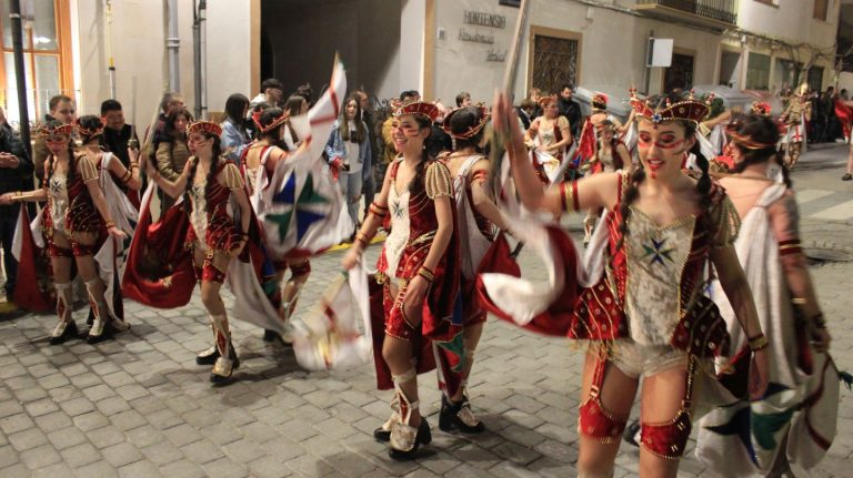 Socuéllamos prepara la celebración de su Carnaval con el tradicional desfile regional de comparsas y carrozas