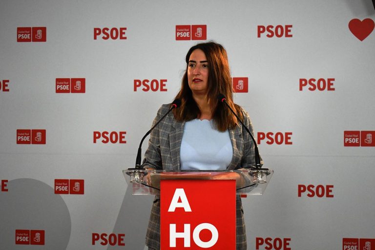 Cristina López: “Resulta bochornoso el espectáculo del PP ante los Hospitales porque sabemos qué le pasa a la Sanidad pública cuando gobierna”
