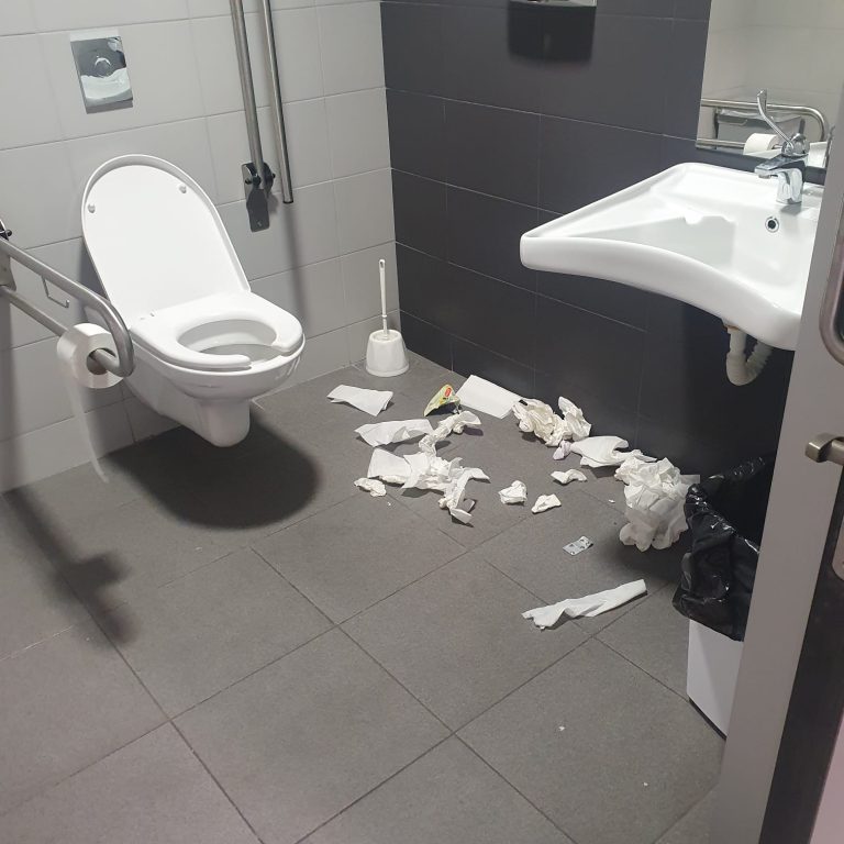 Las trabajadoras de la limpieza de Ciudad Real vuelven a secundar «masivamente» la segunda jornada de huelga