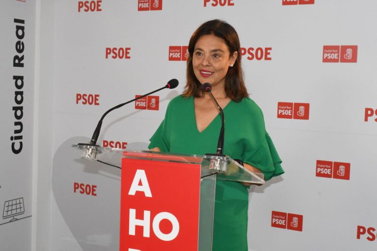 Pilar Zamora: “Cañizares sigue faltando a la verdad”