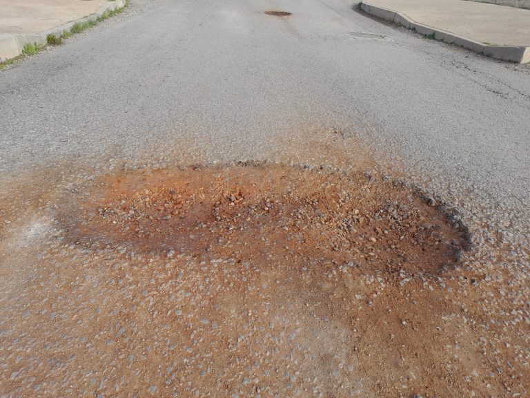 Puertollano: Vecinos reclaman el asfaltado de la calle Jaén tras su gran deterioro