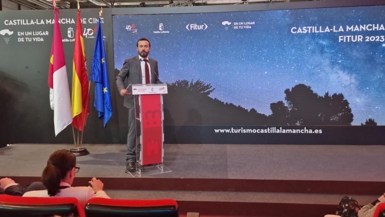 El Gobierno regional impulsa el turismo en el Valle de Alcudia y Sierra Madrona con ocho nuevos puntos de información y 18 rutas senderistas