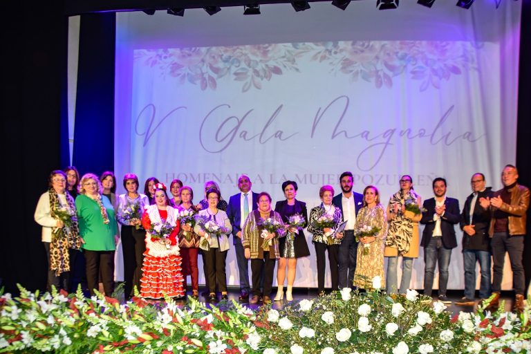 Los Premios Magnolia homenajean a las mujeres de Pozuelo de Calatrava por su superación en comercio, hostelería y política