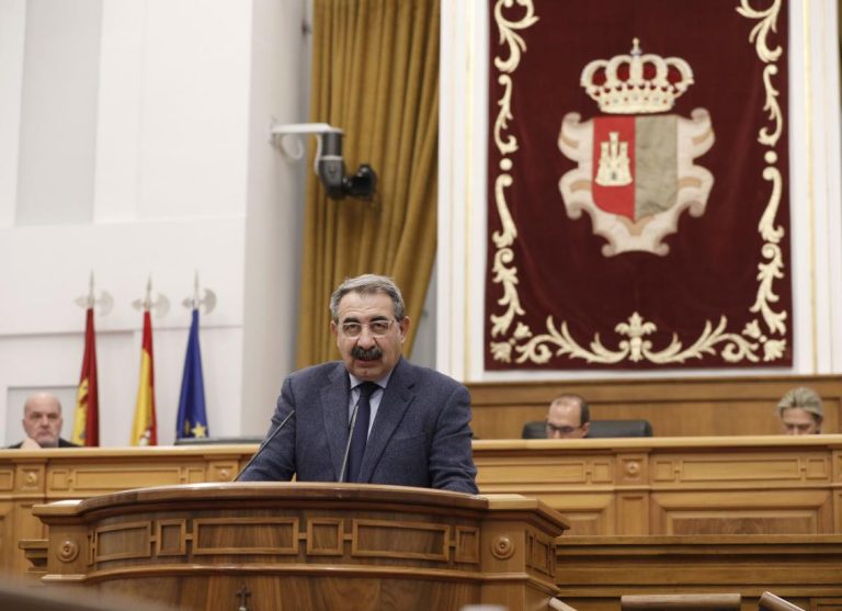 La sanidad de Castilla-La Mancha dispone de más profesionales, de mejores infraestructuras y de mayor tecnología tras ocho años de Gobierno de Emiliano García-Page