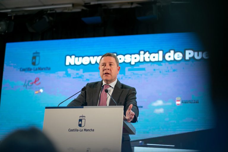 Page asegura que está «a punto» de acordar la llegada a Puertollano de una empresa con impacto laboral equiparable al que supuso la petroquímica