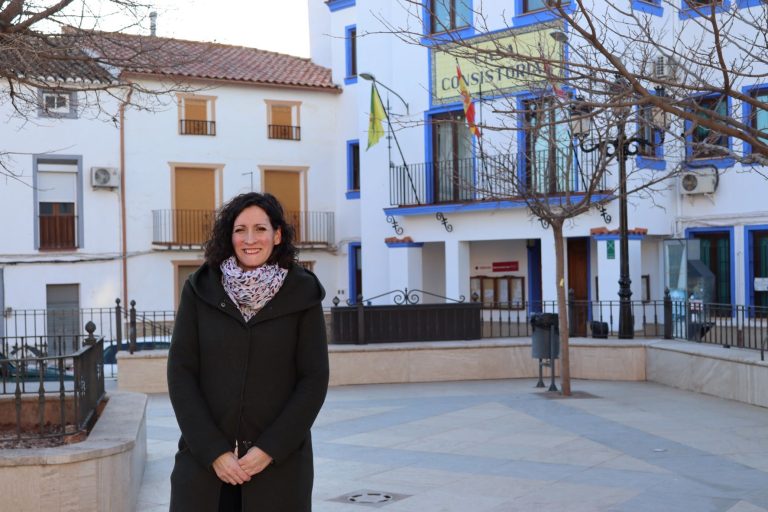 Elena Castillo liderará de nuevo la candidatura del PSOE de Albaladejo en las próximas elecciones 